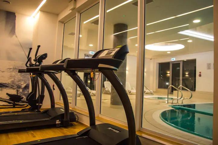 Waterlane Island Hostel&Apartments Γκντανσκ Εξωτερικό φωτογραφία