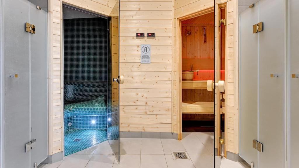 Waterlane Island Hostel&Apartments Γκντανσκ Εξωτερικό φωτογραφία